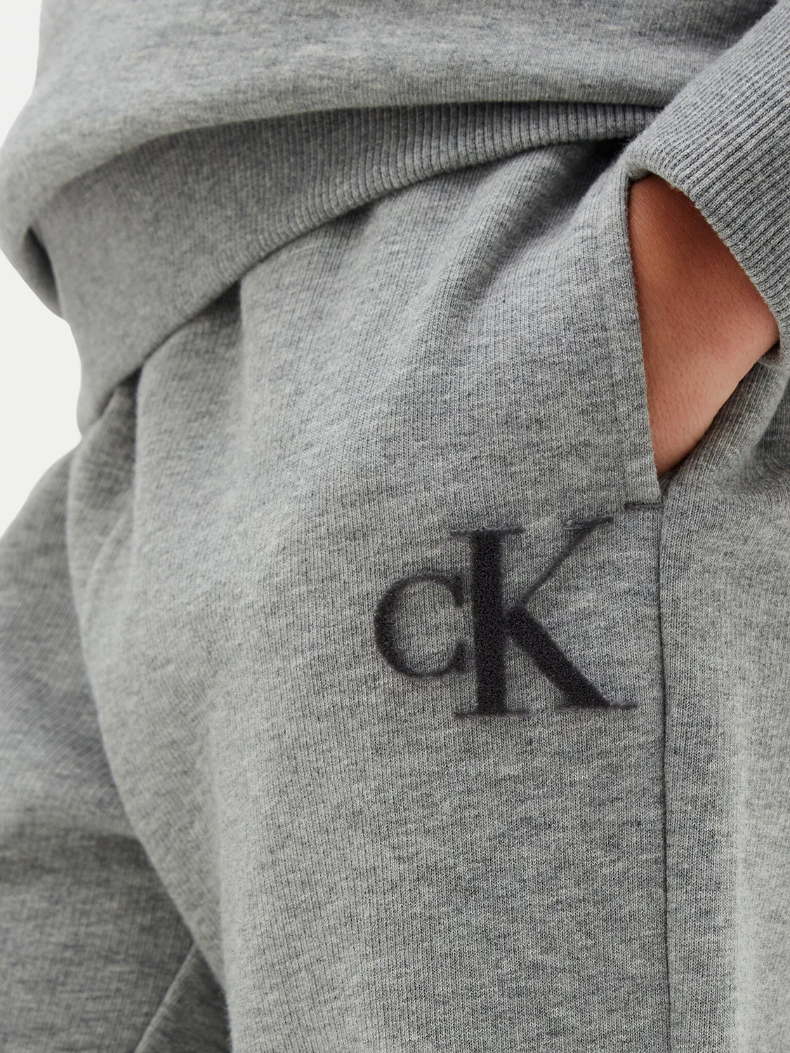 Спортивные штаны стандартного кроя для мальчика Calvin Klein, серый — фото 4
