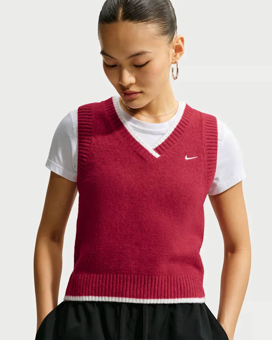 Женский свободный жилет-свитер Nike Sportswear Chill Knit, Tough Red/White/White