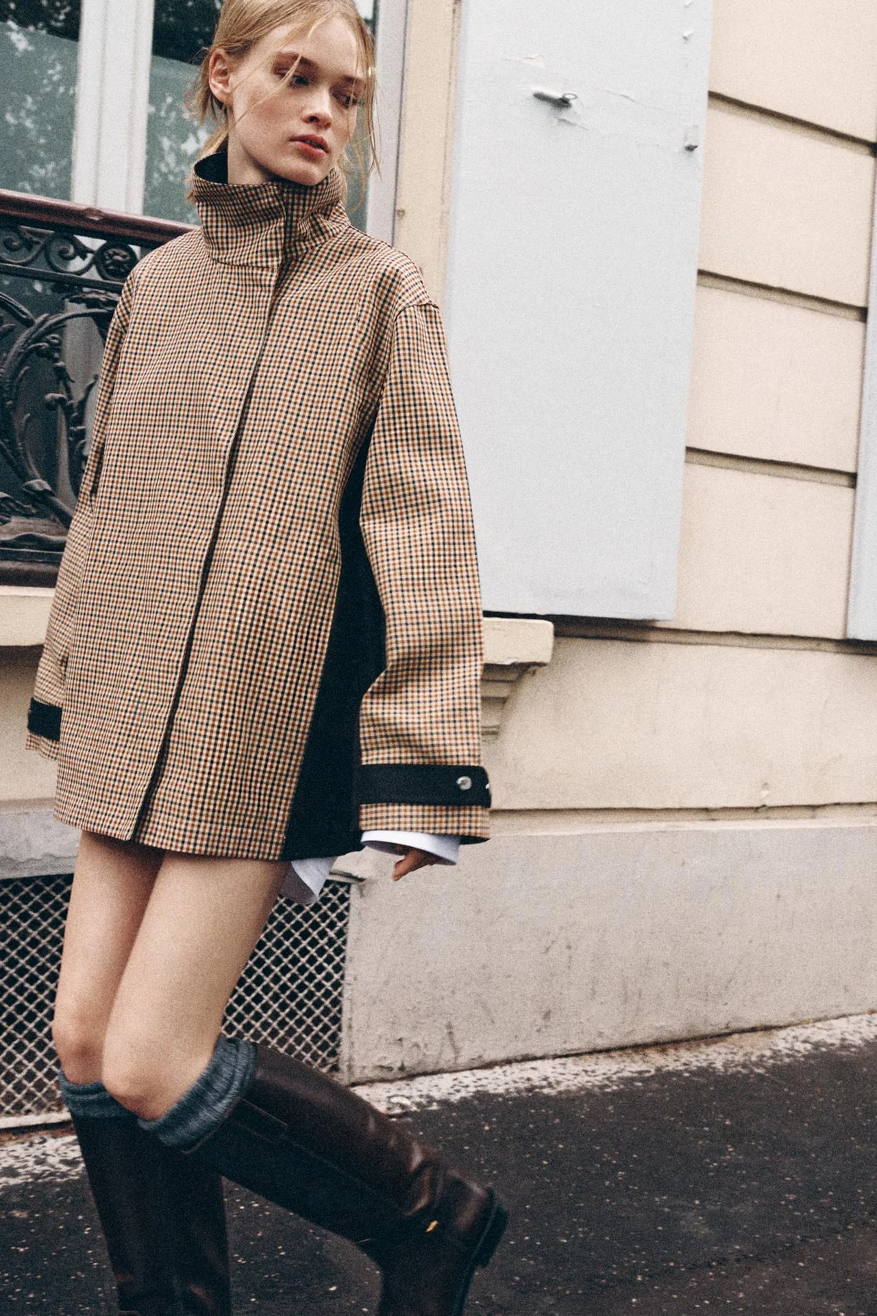 Парка Zara укороченная в клетку, коричневый/кремовый