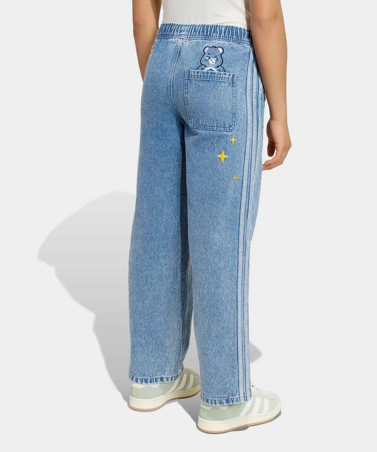 Детские джинсы свободного кроя с принтом Care Bears Adidas Originals, Blue — фото 2