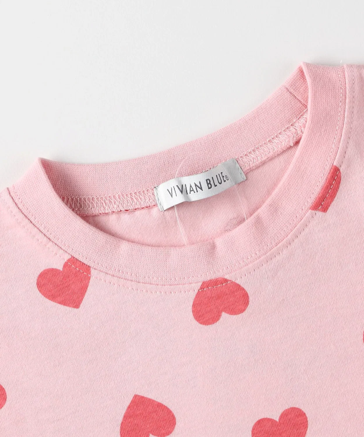 Детская футболка с принтом Heart All-Over VIVIAN BLUE, Pink — фото 4