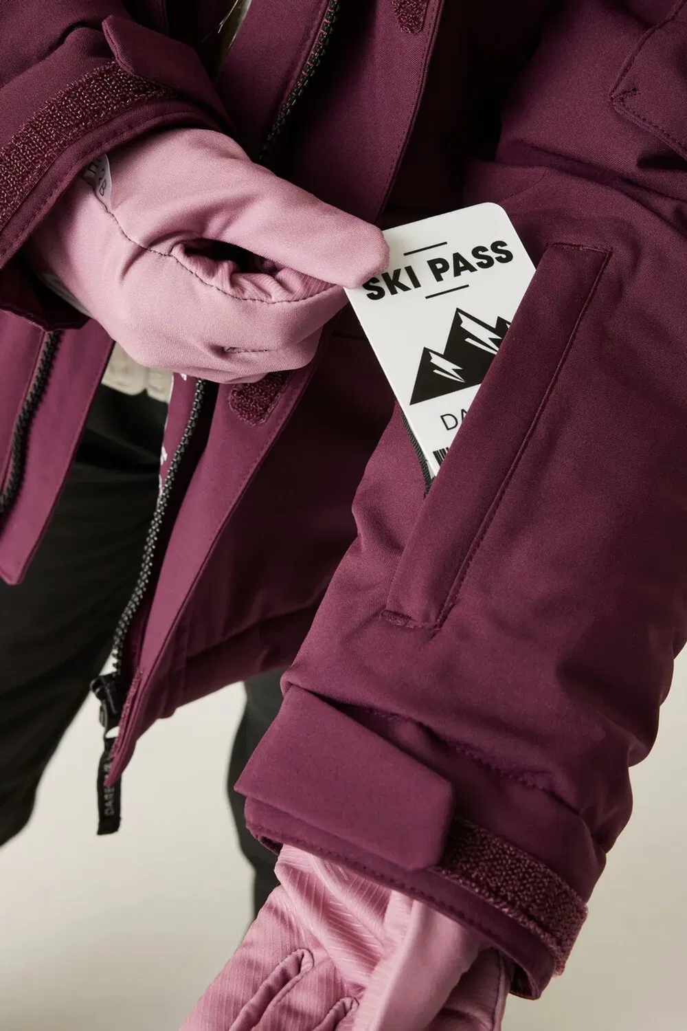 Детская водонепроницаемая утепленная куртка с капюшоном для лыж Shredder Dare 2B, Purple — фото 4