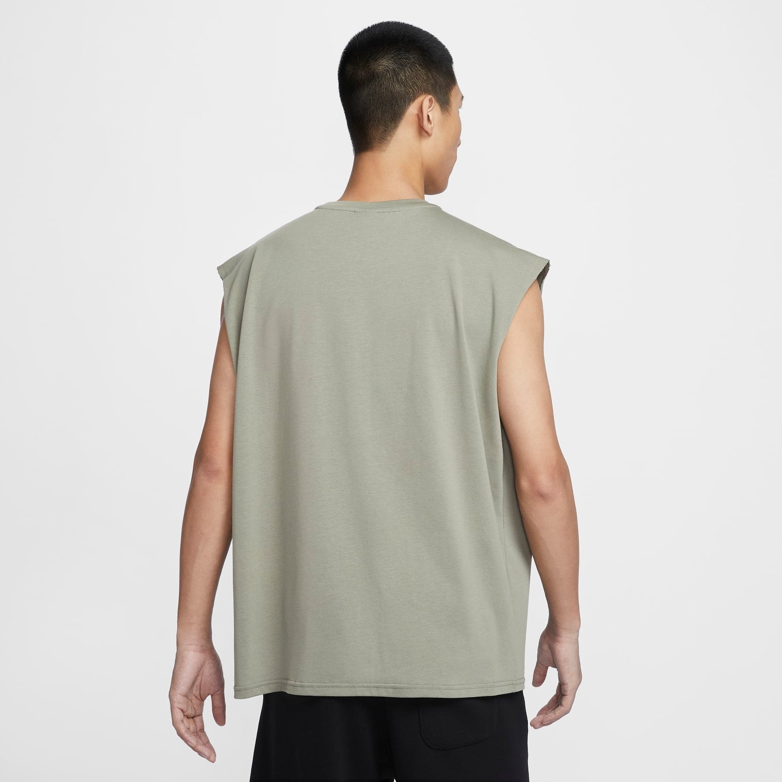Топ Nike Sportswear Club Sleeveless Top 'Olive Green' HQ1204-053, оливково-зеленый — фото 2