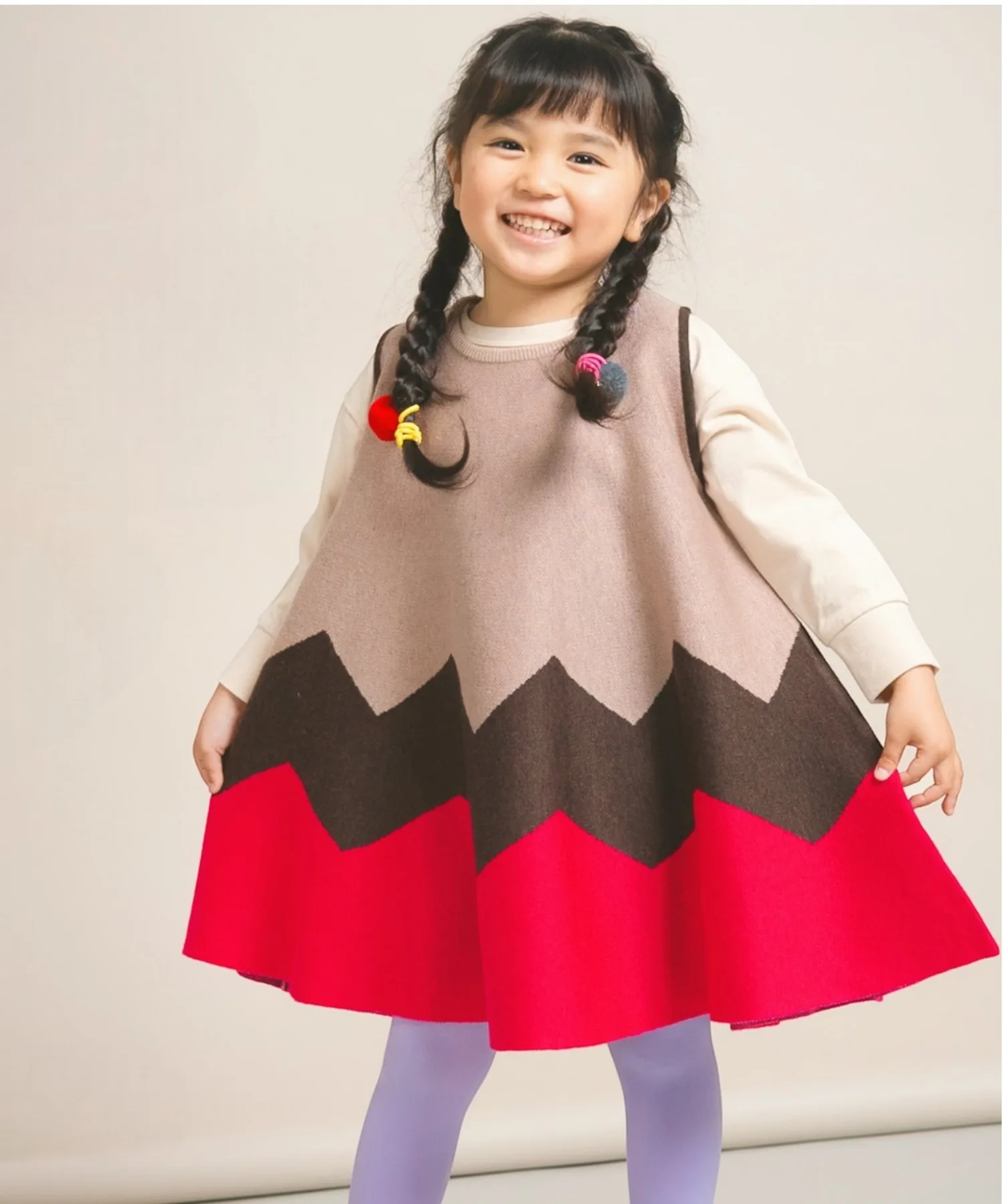 Детское платье без рукавов с зигзагообразным узором A-line ami amie бежевое