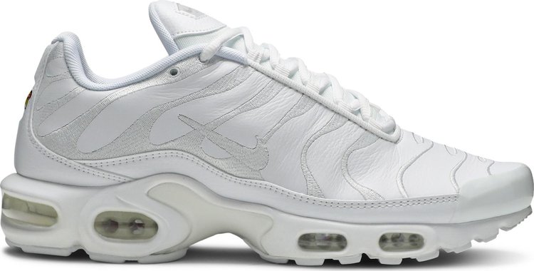 Кроссовки Nike Air Max Plus TN 'Triple White', белый - фото