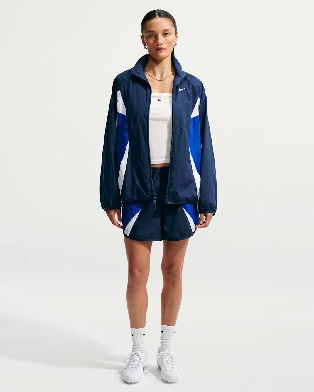 Женские свободные спортивные шорты со средней посадкой Nike Sportswear, Midnight Navy/Old Royal/White/White
