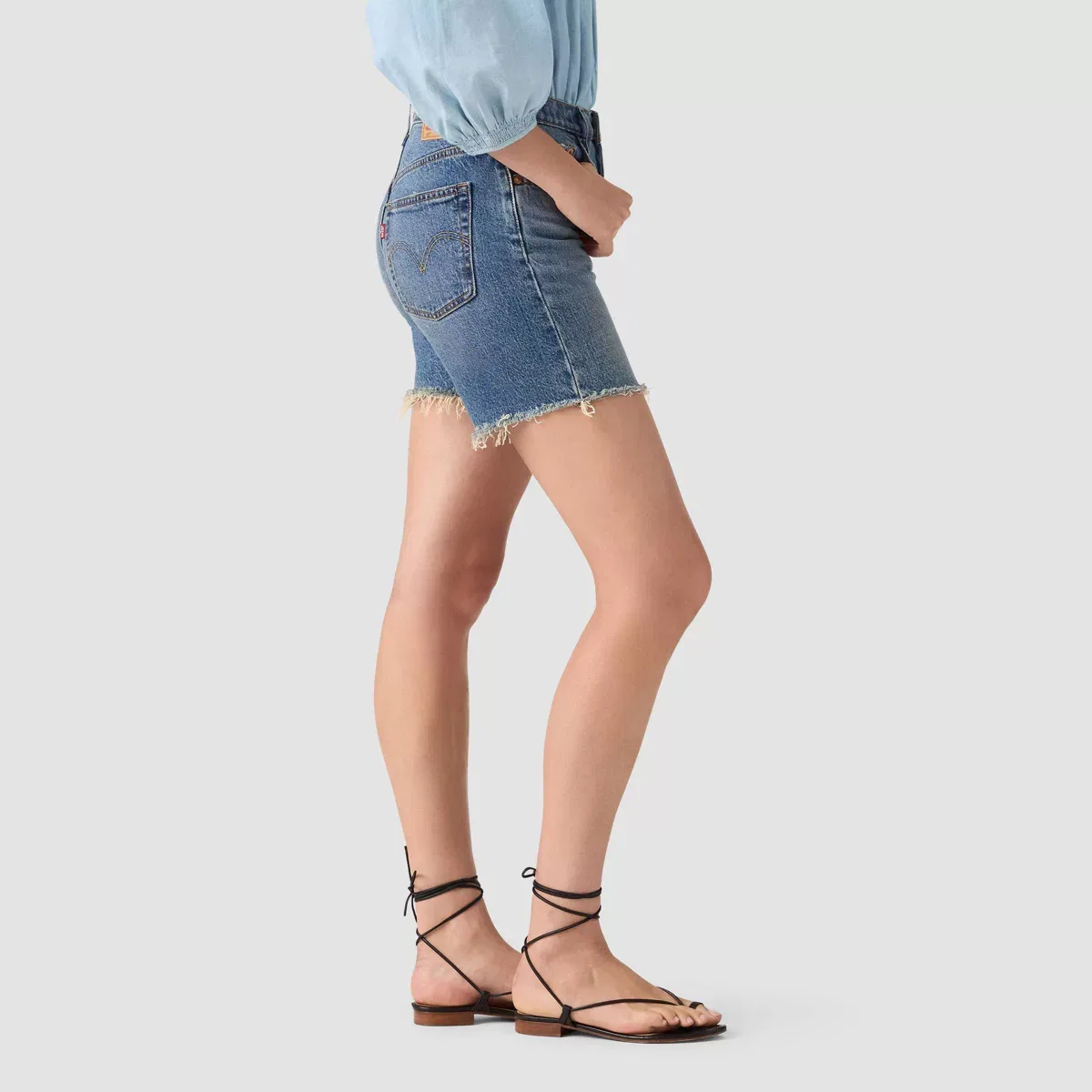 Женские джинсовые шорты с высокой посадкой 501 Mid-Thigh Levi's, Symmetry Sister — фото 2