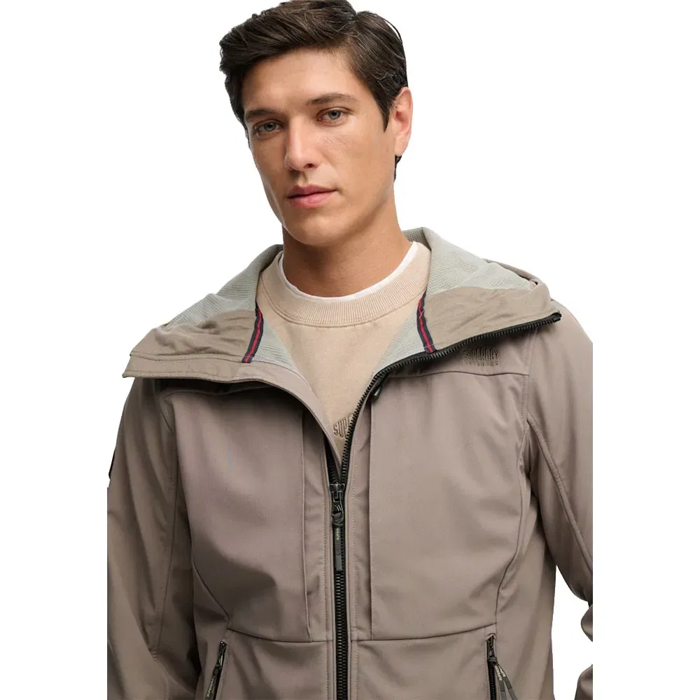 Куртка Softshell Trekker Superdry, бежевый — фото 4