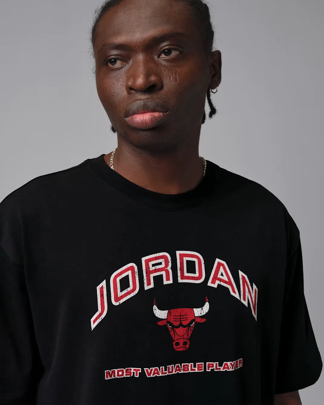 Мужская свободная футболка с графическим принтом Jordan Flight Essentials, Black/University Red — фото 3