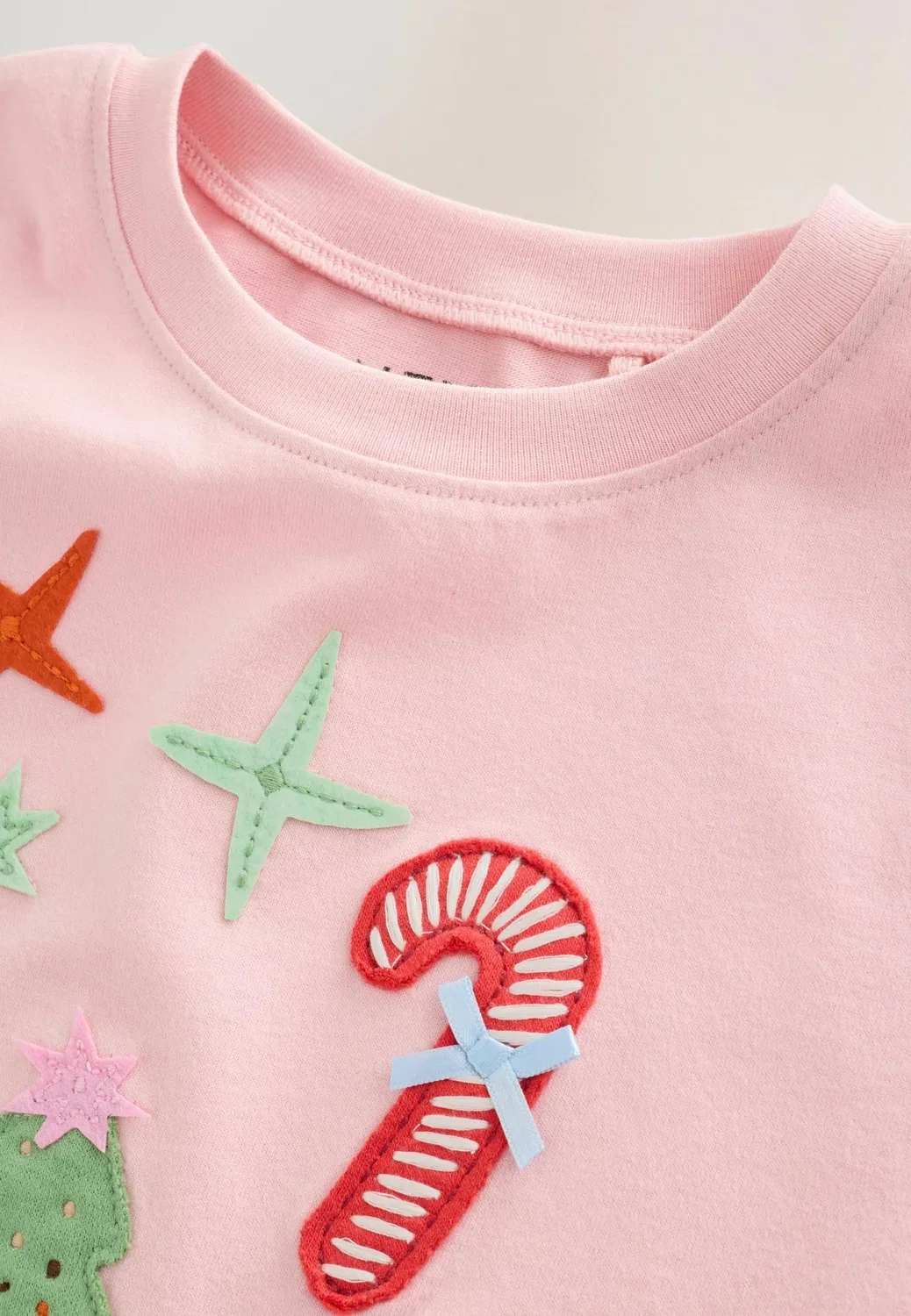 Классический крой - топ с длинным рукавом - топ с длинным рукавом Next, Light Pink Chistmas Applique — фото 2