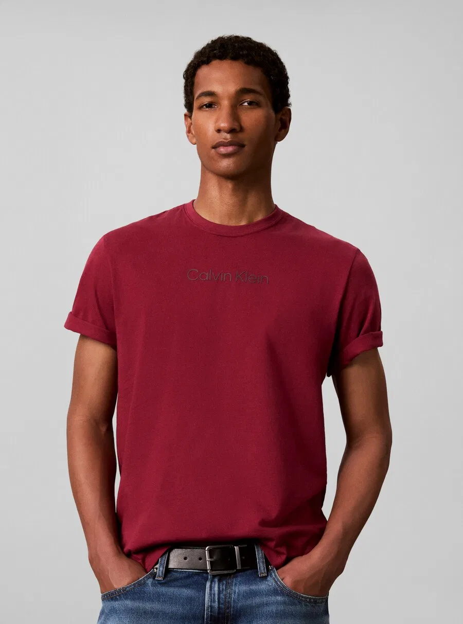 Футболка Calvin Klein темно-красного цвета — фото 2
