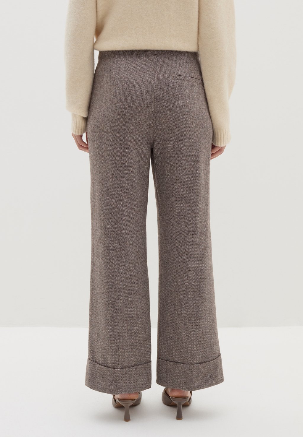 

Брюки WITH HERRINGBONE DESIGN Stefanel, коричневый