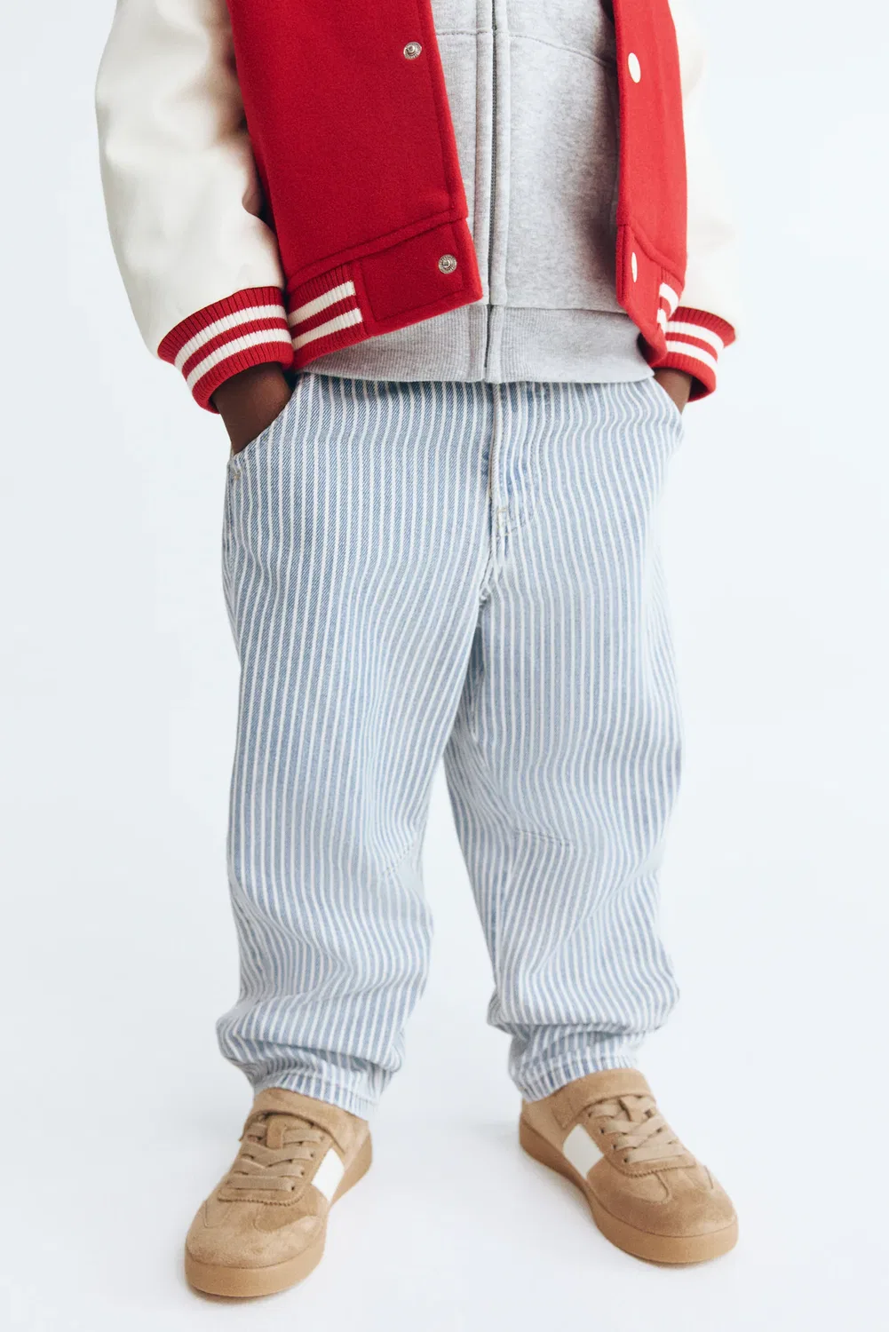 Джинсовые спортивные брюки с узором H&M, Denimblau/Gestreift — фото 2