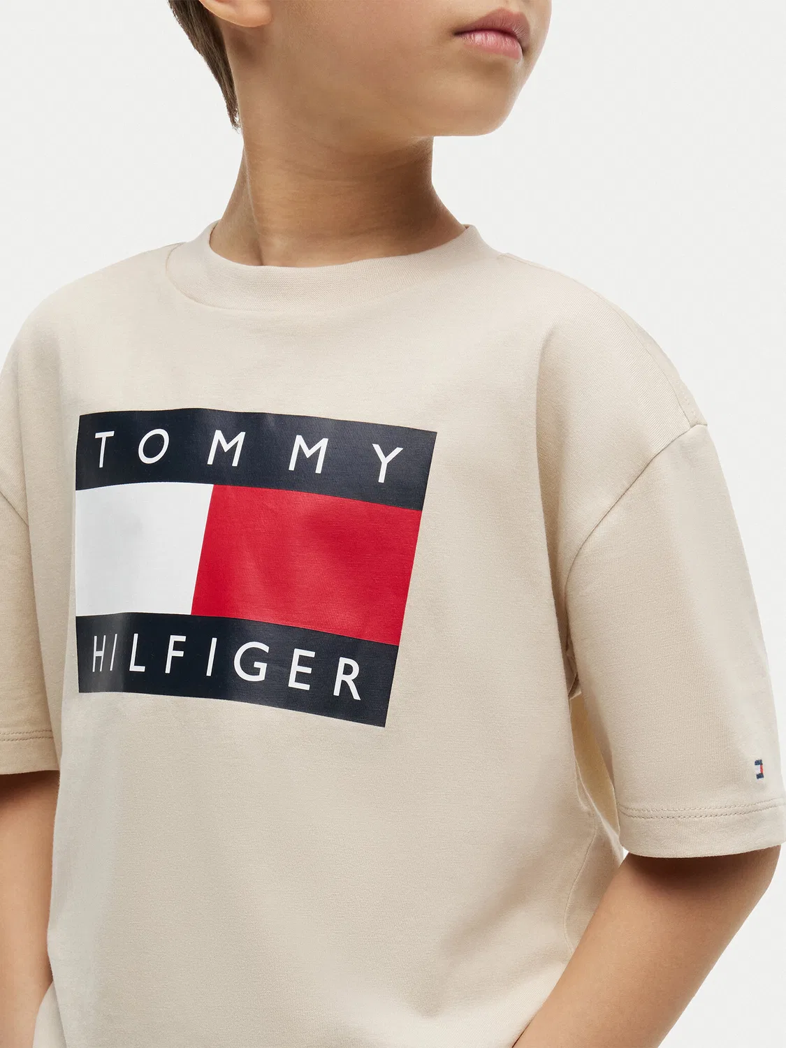 Футболка стандартного кроя для мальчика Heritage Tommy Hilfiger, бежевый — фото 4