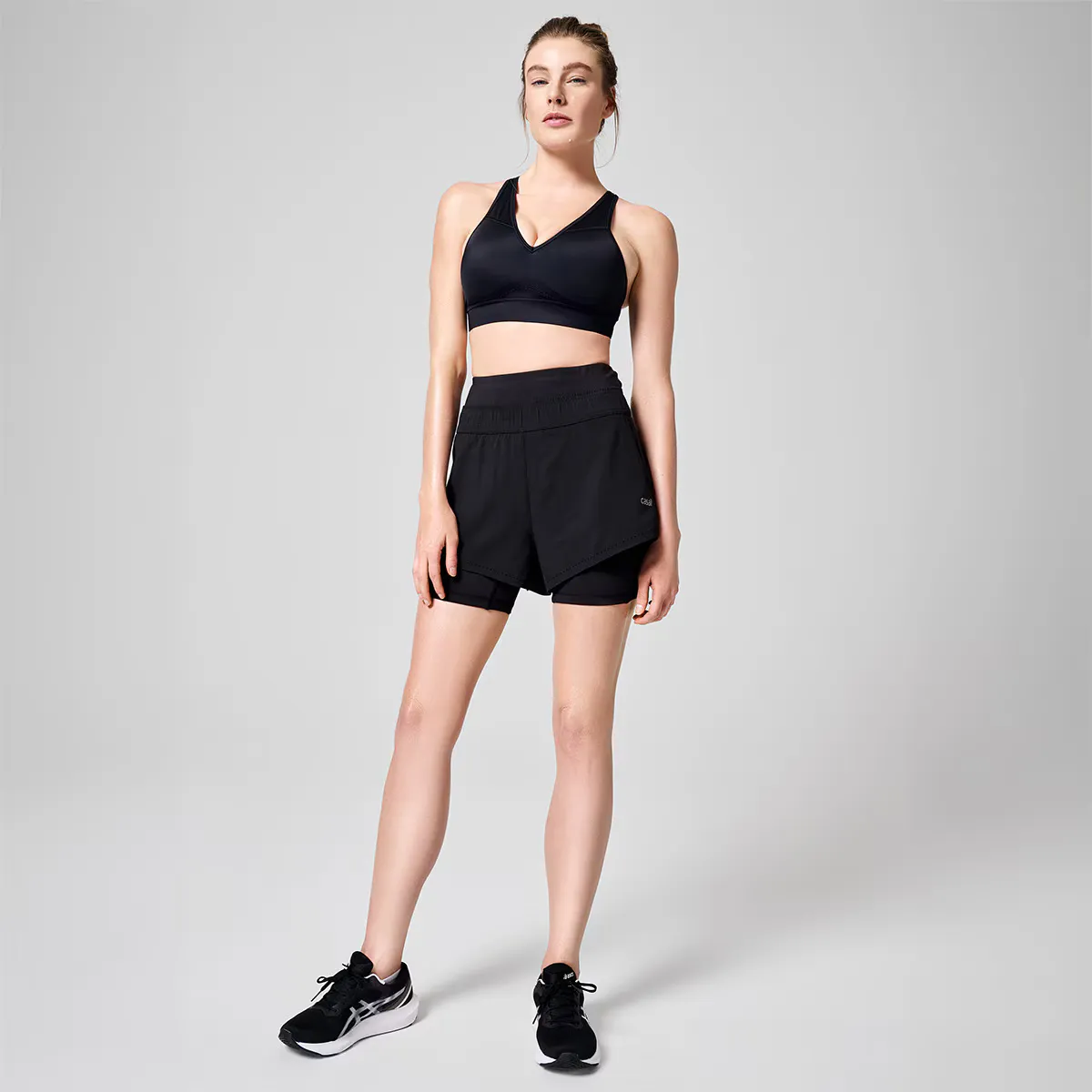

Женские шорты Shaping Double Shorts Casall, черный