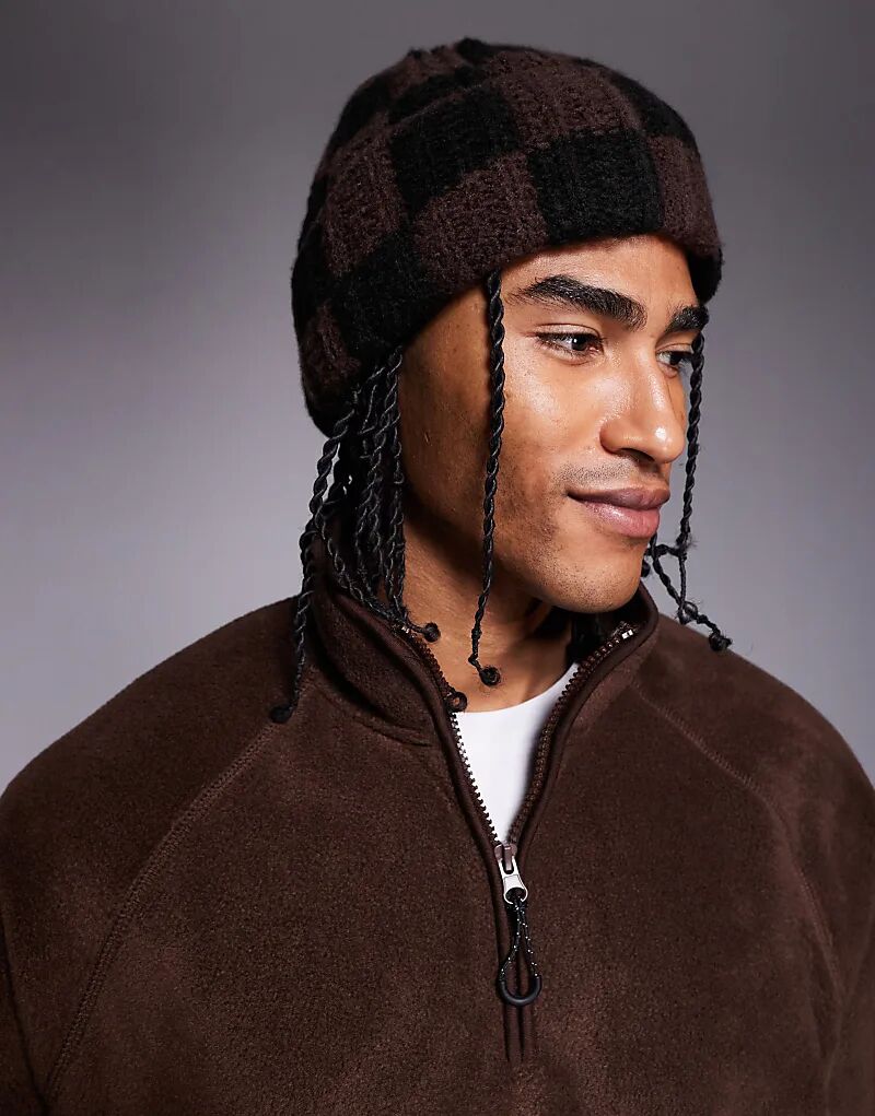 

Вязаная шапка-бини в шахматную клетку ASOS DESIGN коричневого и черного цветов