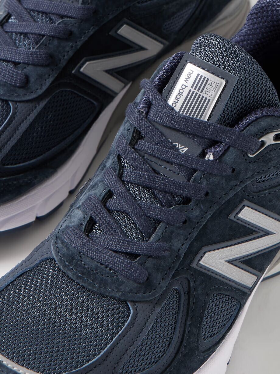 Кроссовки 990v4 из замши и сетки с кожаной отделкой New Balance, темно-синий — фото 4