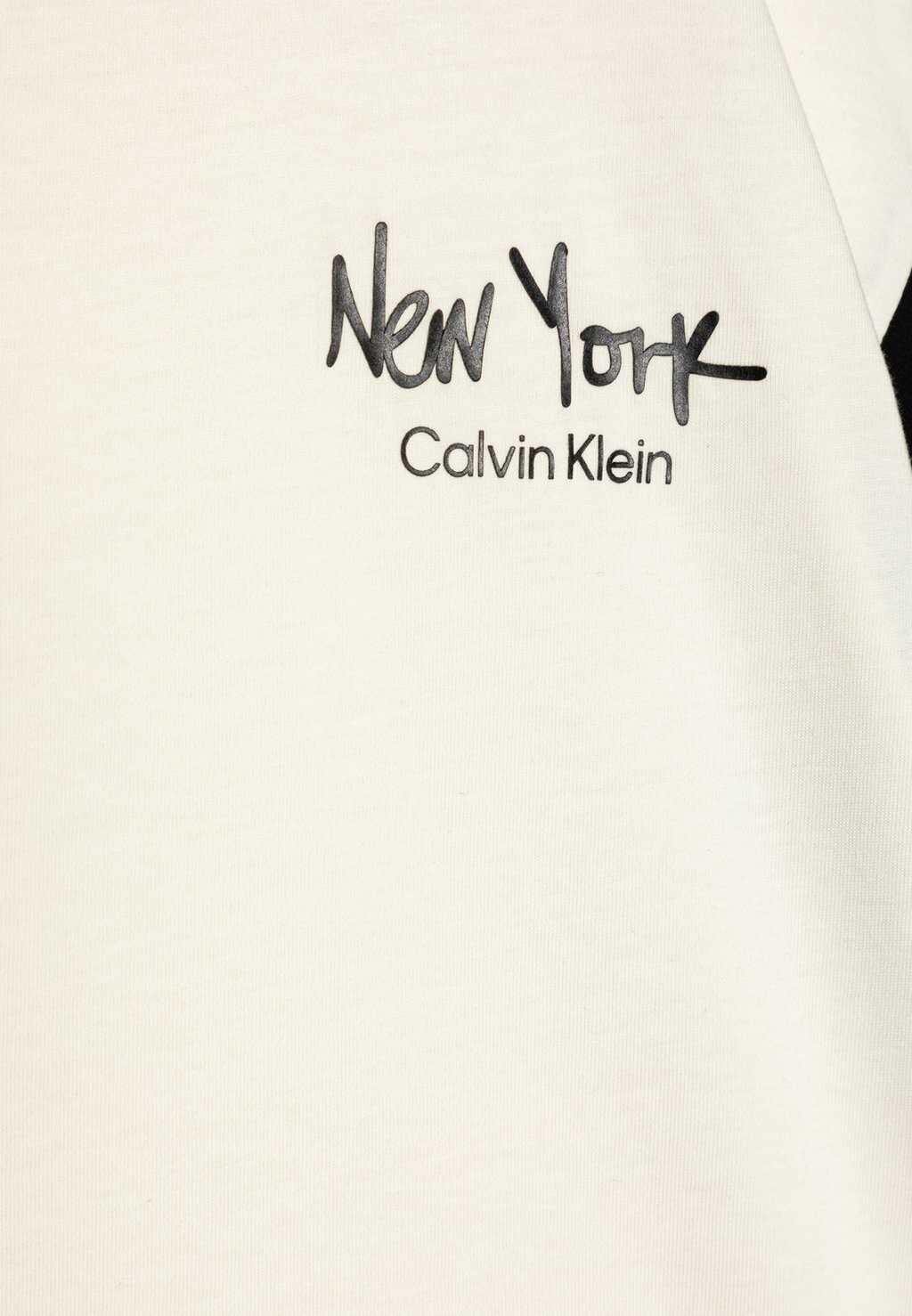

Футболка COLOR BLOCK GRAPHIC Calvin Klein, кремовый