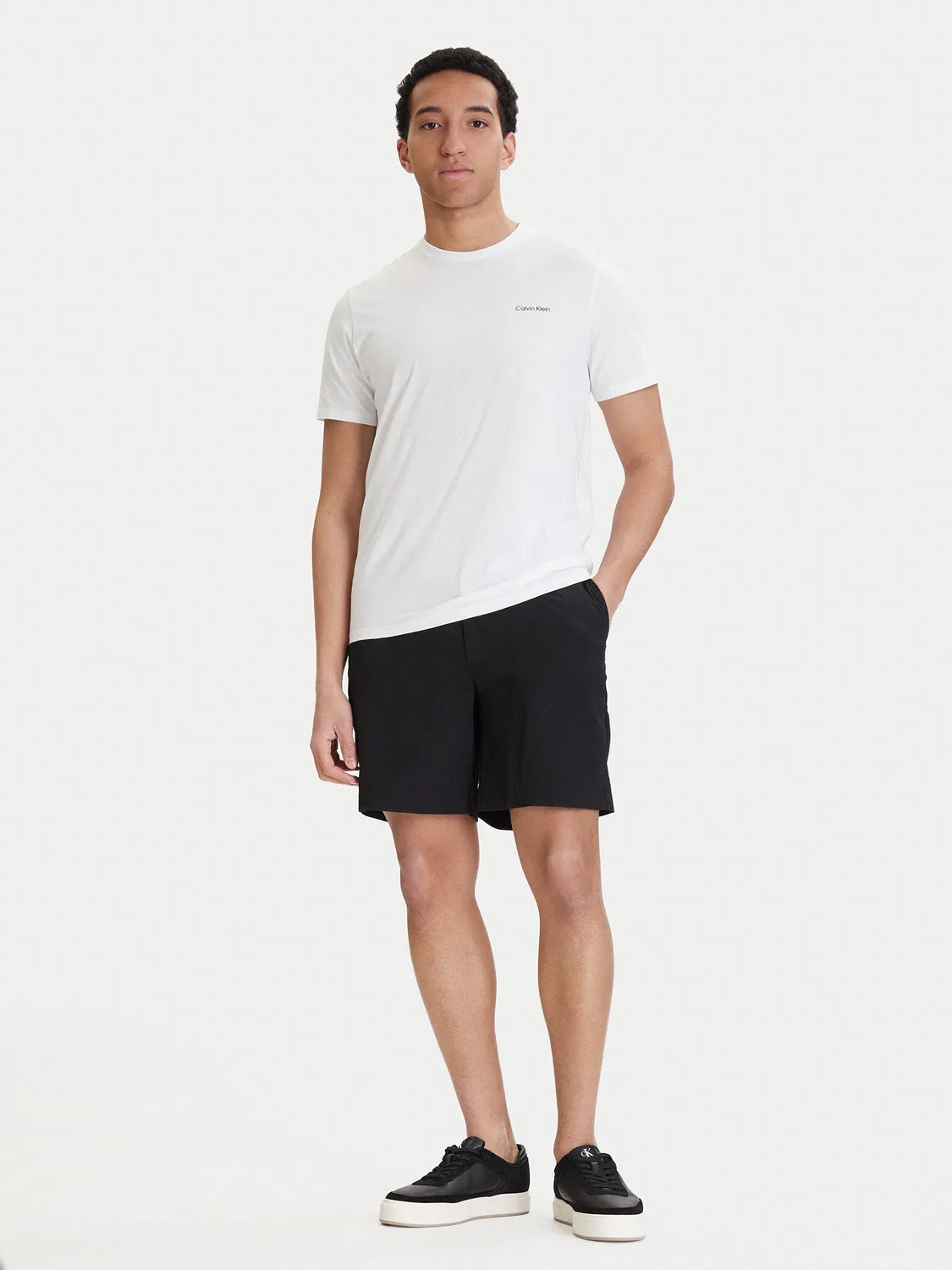 Мужская футболка стандартного кроя Micro Logo Calvin Klein, белый — фото 2