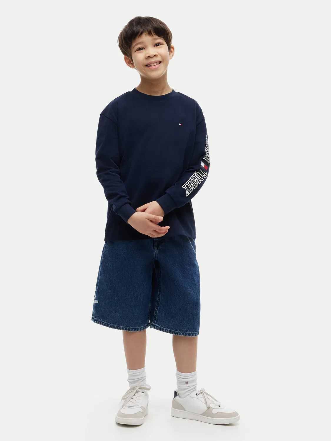 Лонгслив стандартного кроя для мальчика Graphic Tommy Hilfiger, темно-синий — фото 2