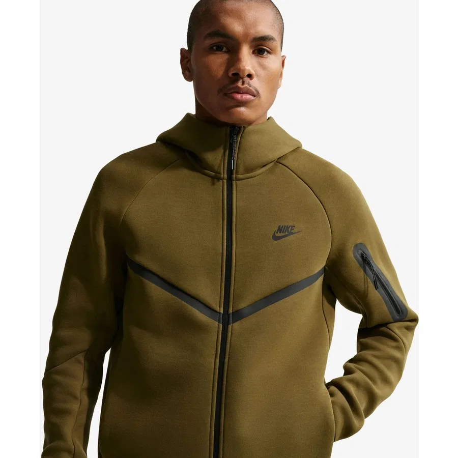 Мужская худи с капюшоном из флиса Nike Tech Fleece, модель HV0949, Nike, Хаки/Черный — фото 2