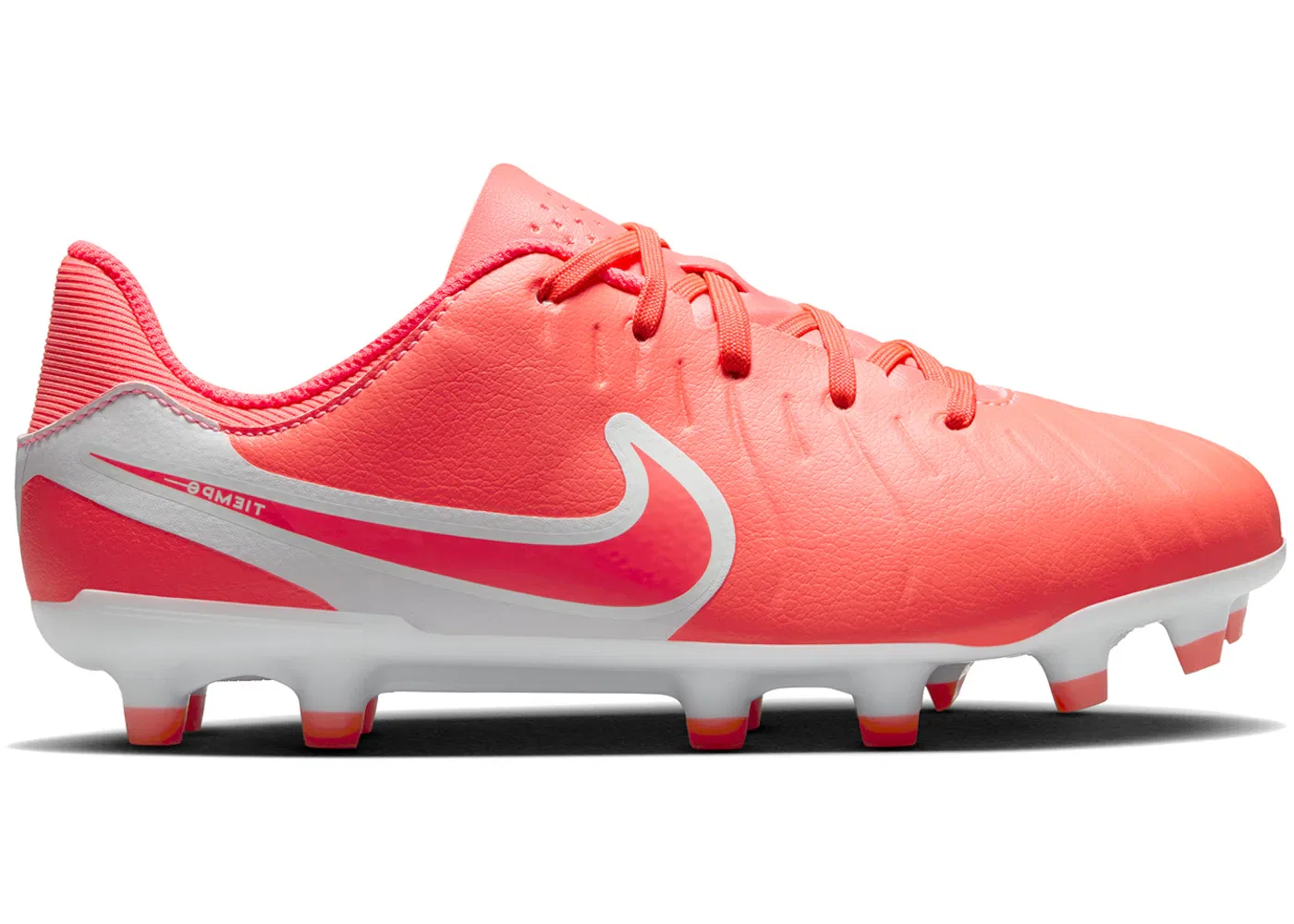 Детские бутсы с синтетическим верхом Nike Tiempo Legend 10 Academy FG/MG, Hot Lava/White