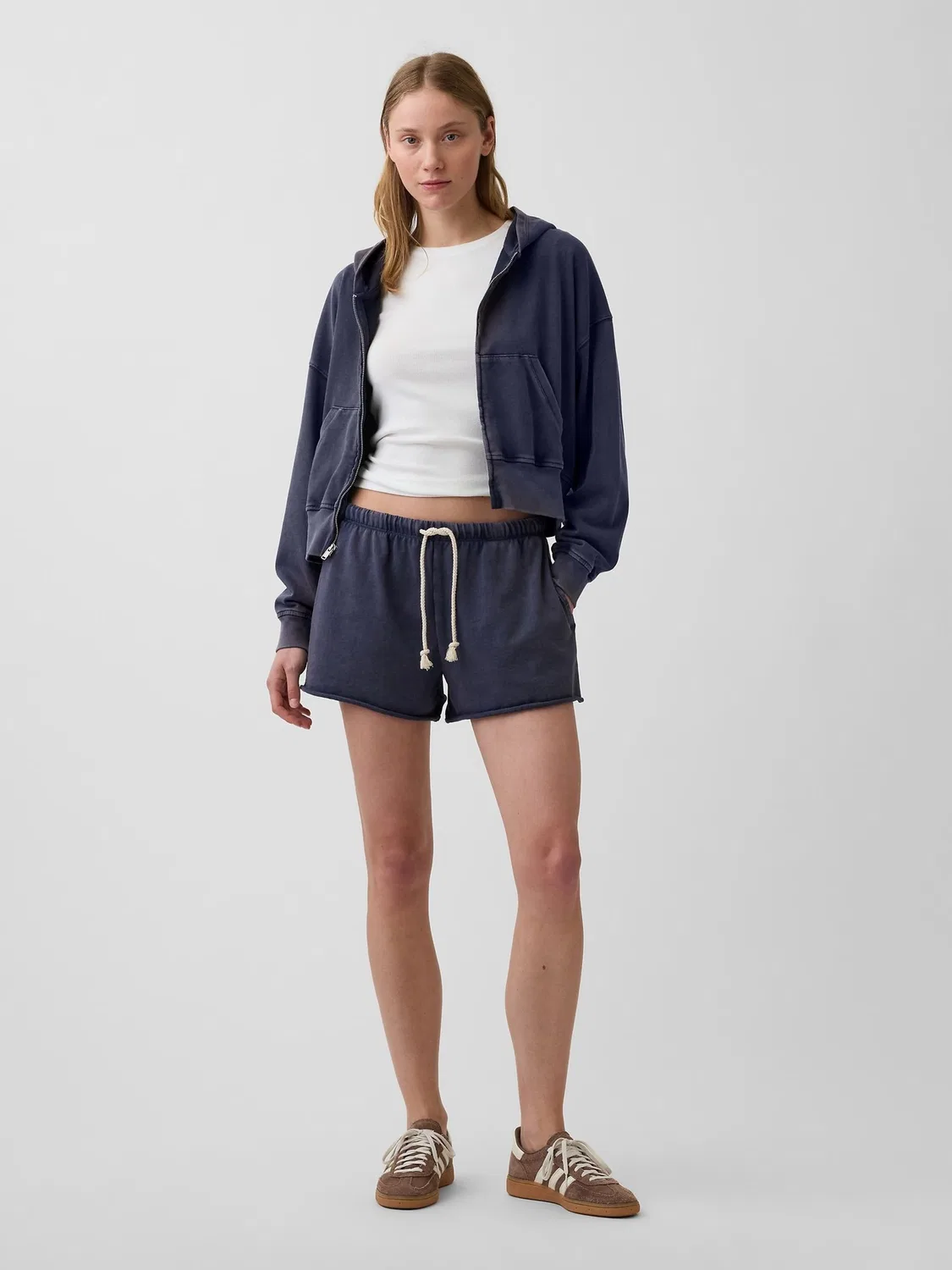Шорты Gap VintageSoft French Terry Relaxed, темно-синие — фото 4
