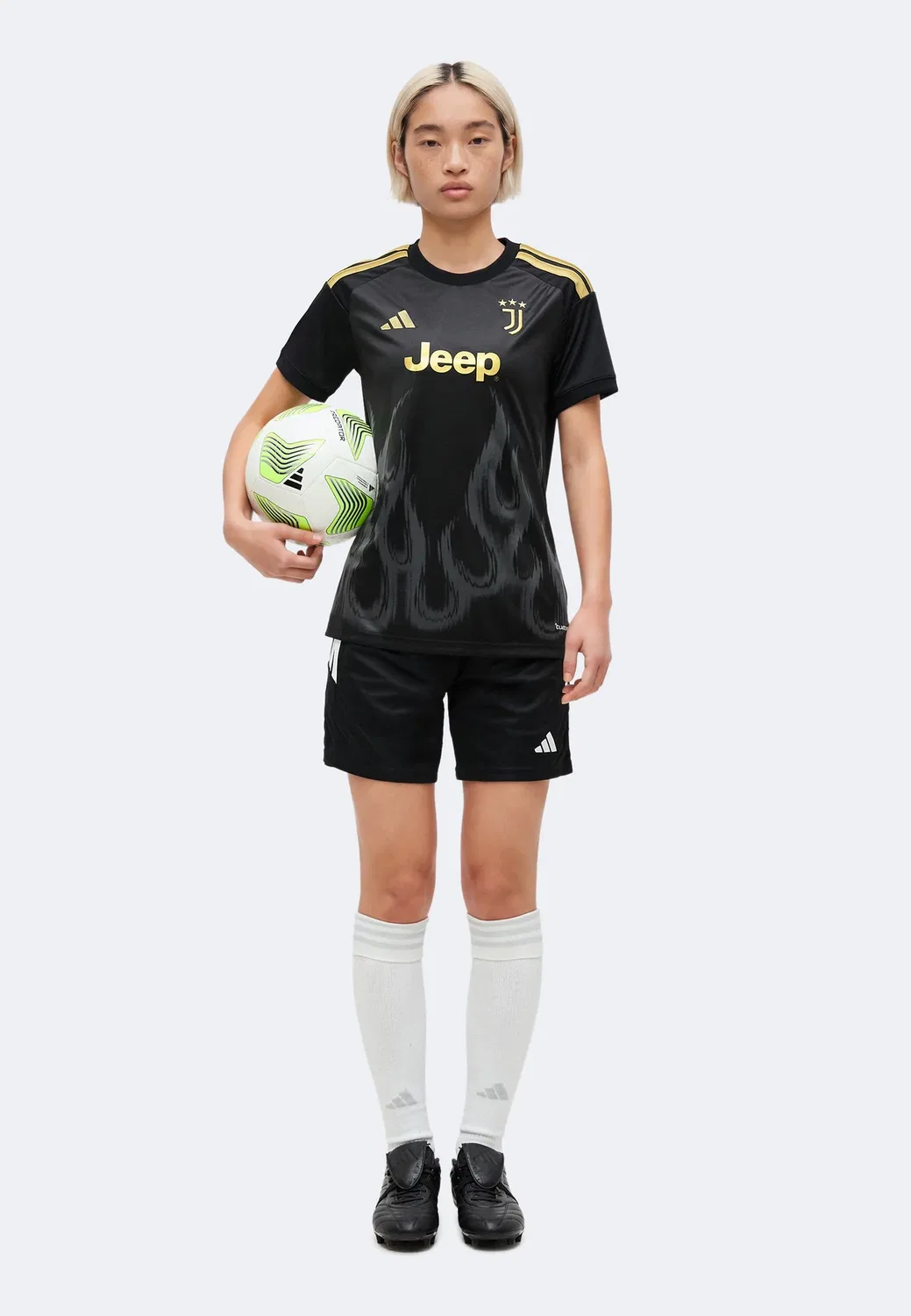 Третья форма «Ювентуса» сезона 26/27 - клубная форма Adidas Performance, Black — фото 2