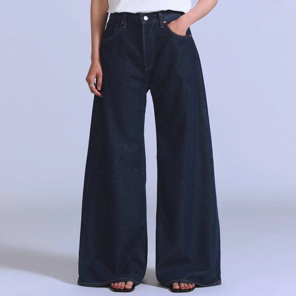 Женские джинсы максимального свободного кроя Levi's, Newton - Blue — фото 2