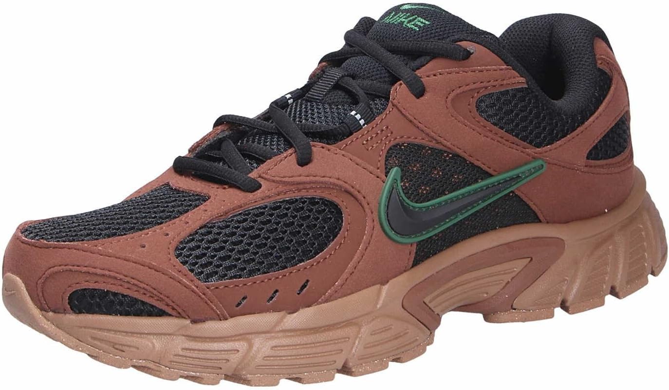 

Мужские кроссовки Nike V5 Runner, Black/Black/Cave Purple/Cement Grey