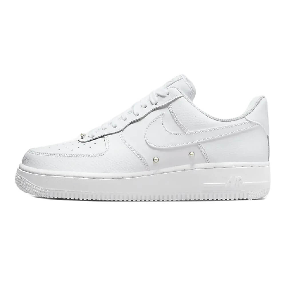 

Кросcовки Nike Air Force 1 '07 SE, белый