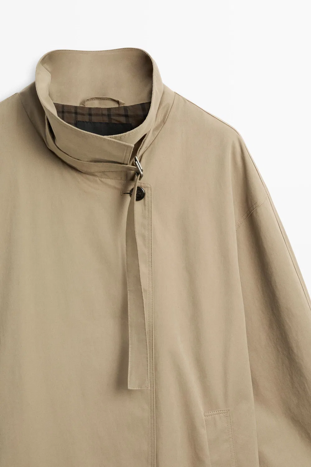 Длинный тренч Massimo Dutti Coat With Buckle Detail, бежевый — фото 4