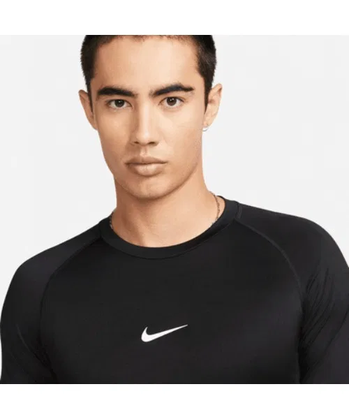 Мужская футболка с коротким рукавом Nike Dri-FIT, Черный — фото 4