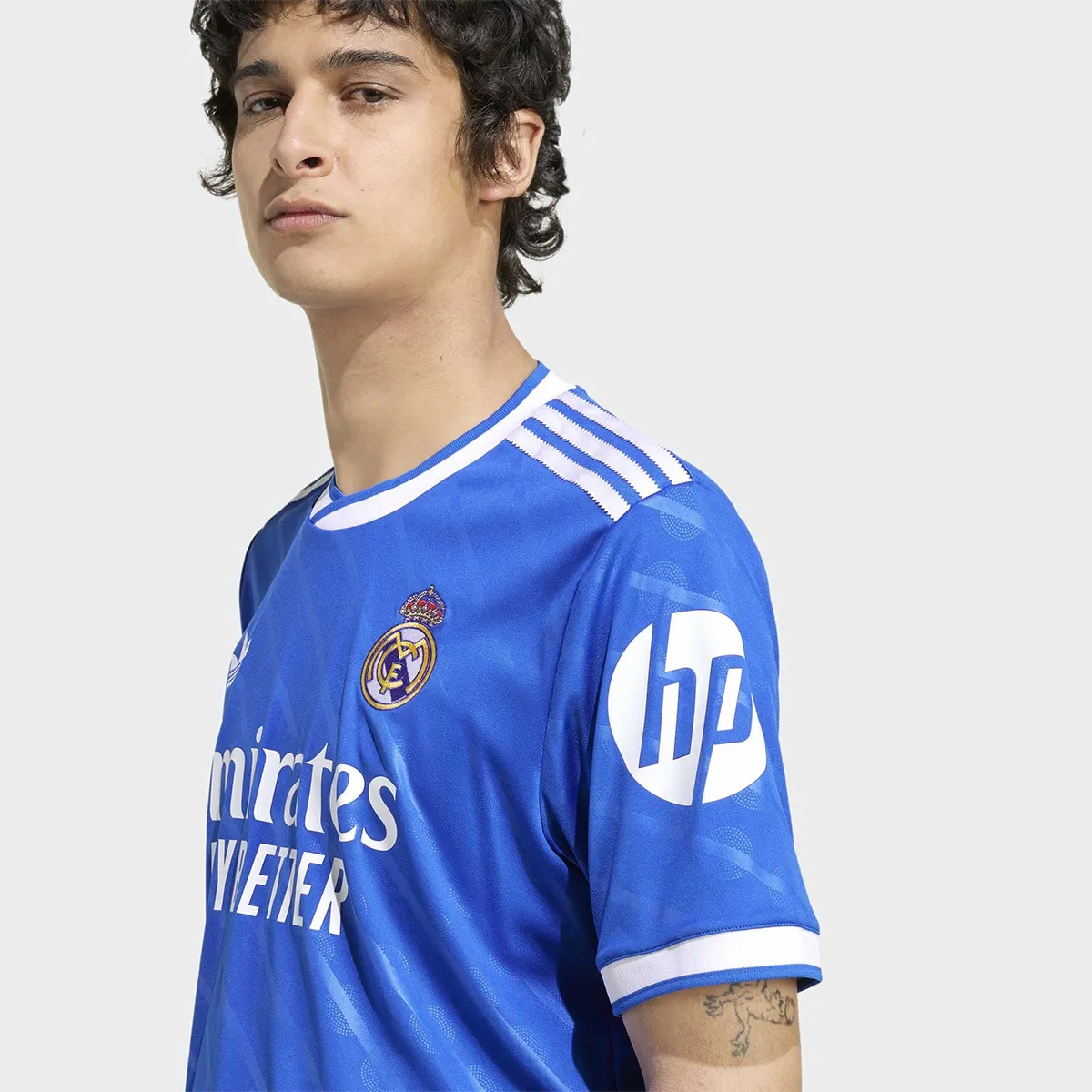 Мужская футболка третьей комплектации Real Madrid 2025-2026 adidas, синий — фото 4
