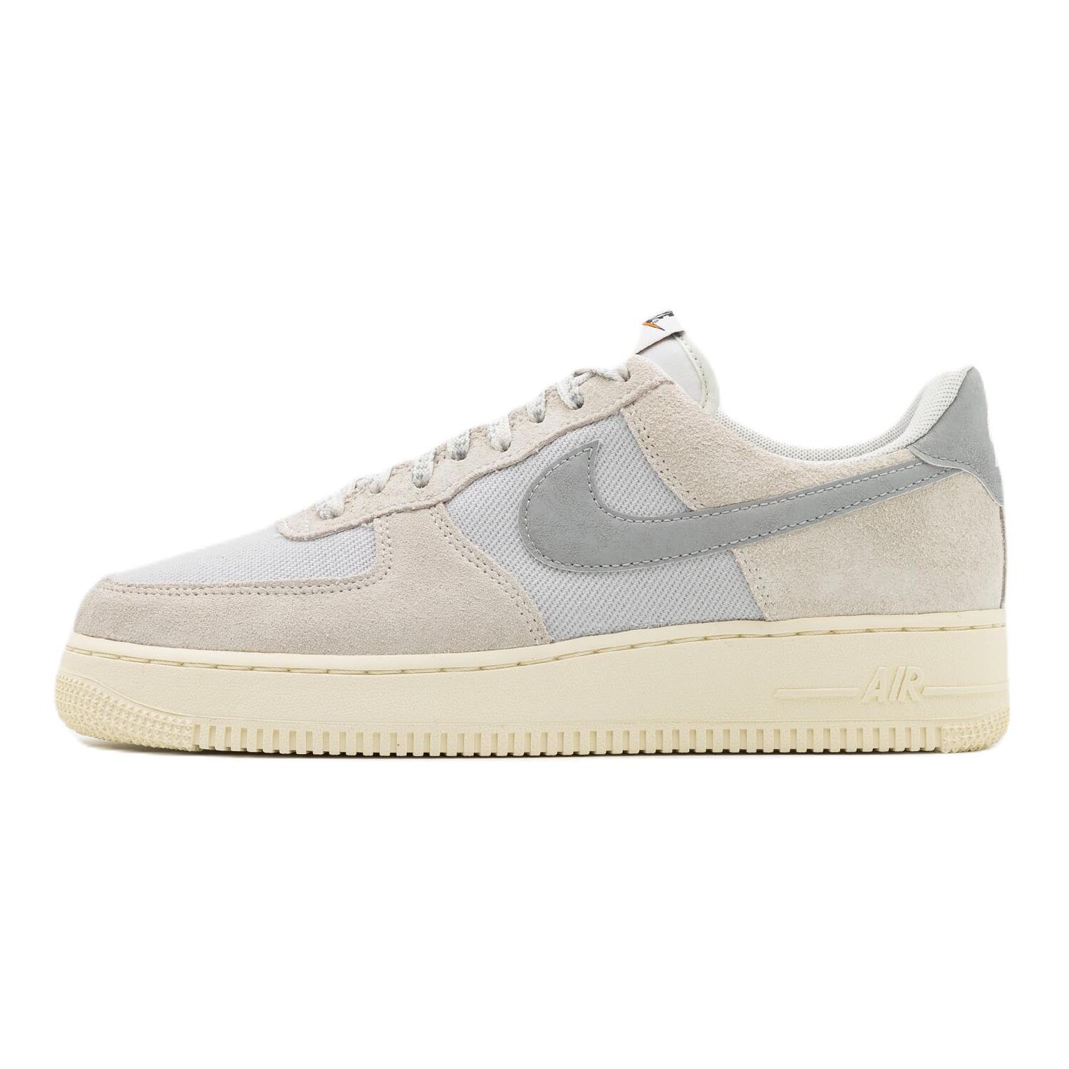 

Кроссовки Nike Air Force 1, бежевый/серый