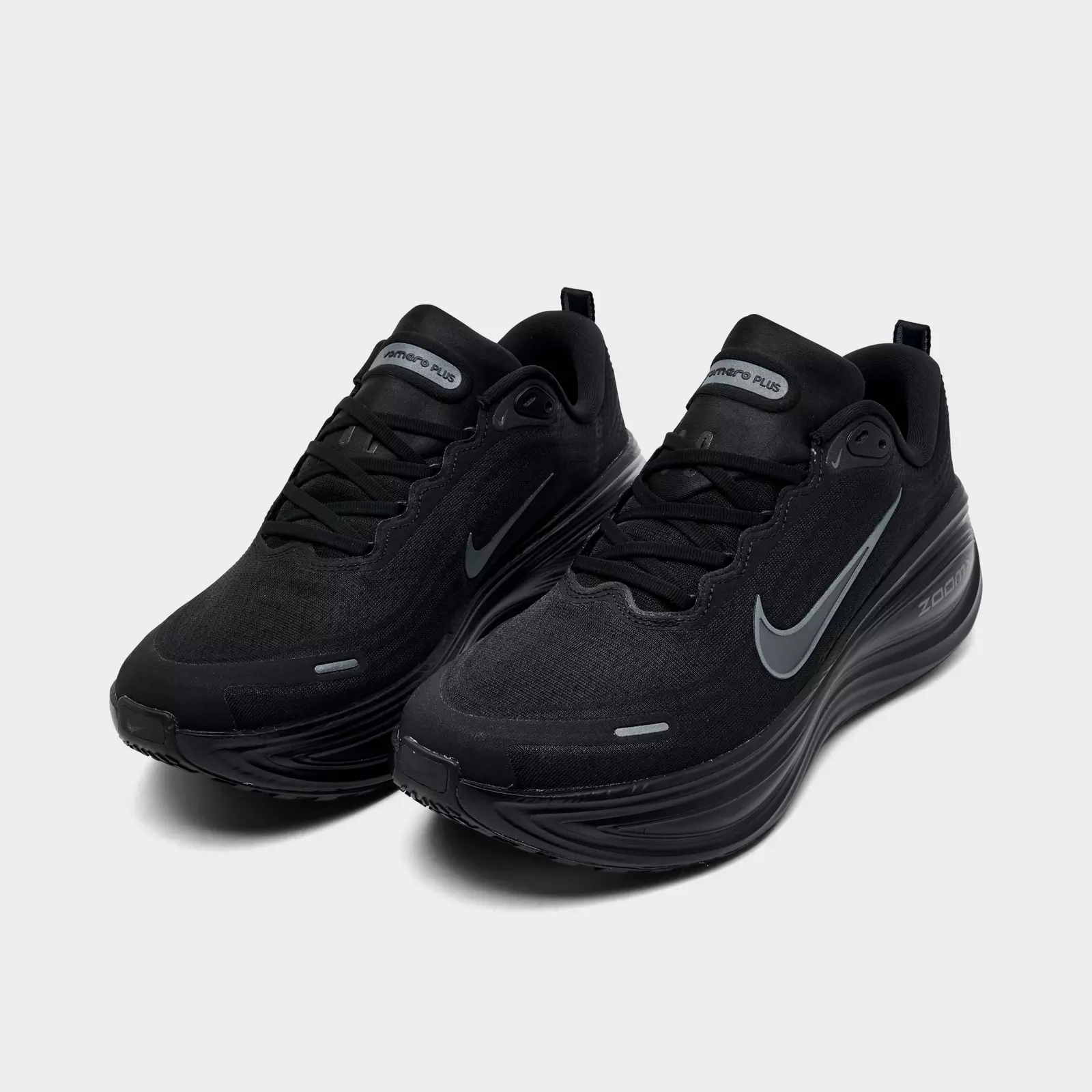 Кроссовки Men's Nike Vomero Plus Running, черный — фото 2