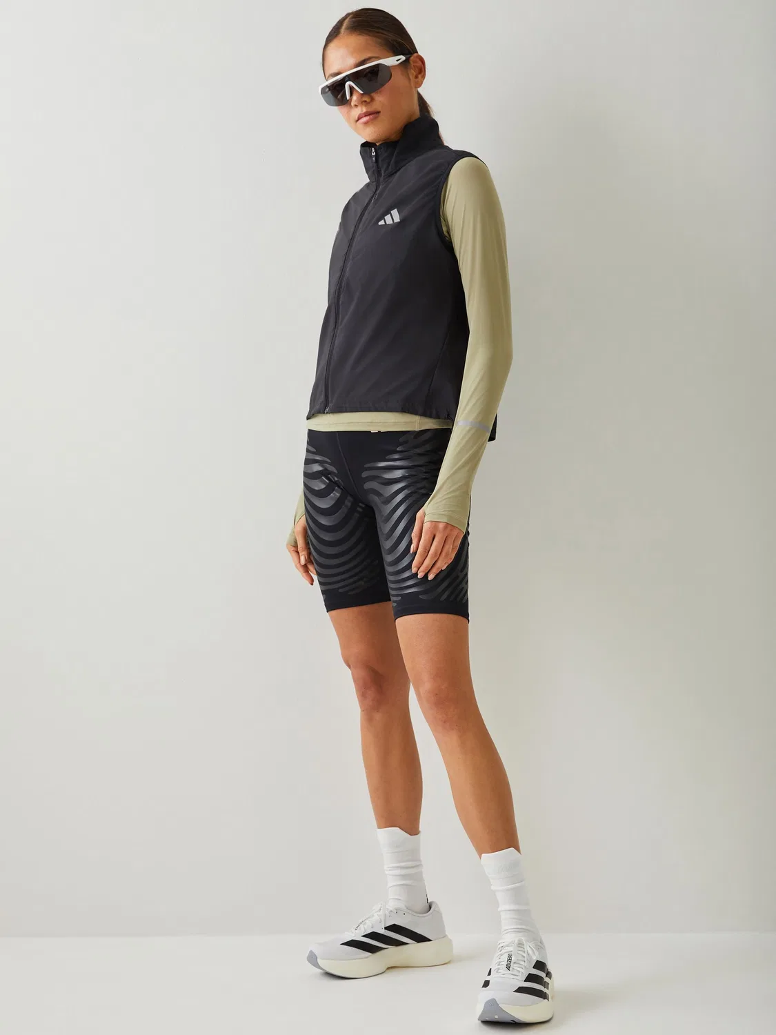 Жилет беговой Adi365 Running Essentials adidas, черный — фото 2