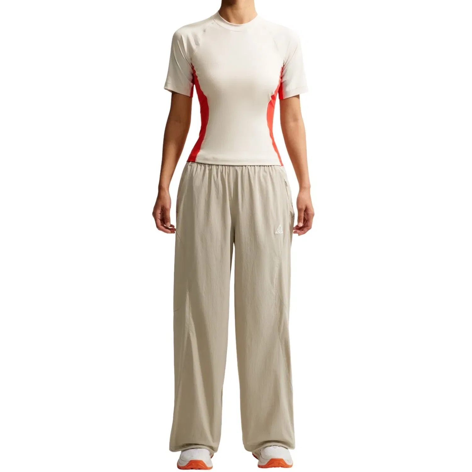 Женская футболка Nike ACG Dri-Fit Layer T-Shirt 'Light Orewood Brown', белый — фото 4