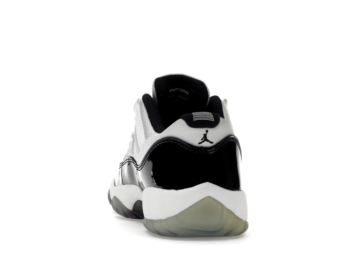 Детские кроссовки Lifestyle с низким профилем Jordan 11 Retro Low Concord Jordan, White/Black-Concord — фото 4