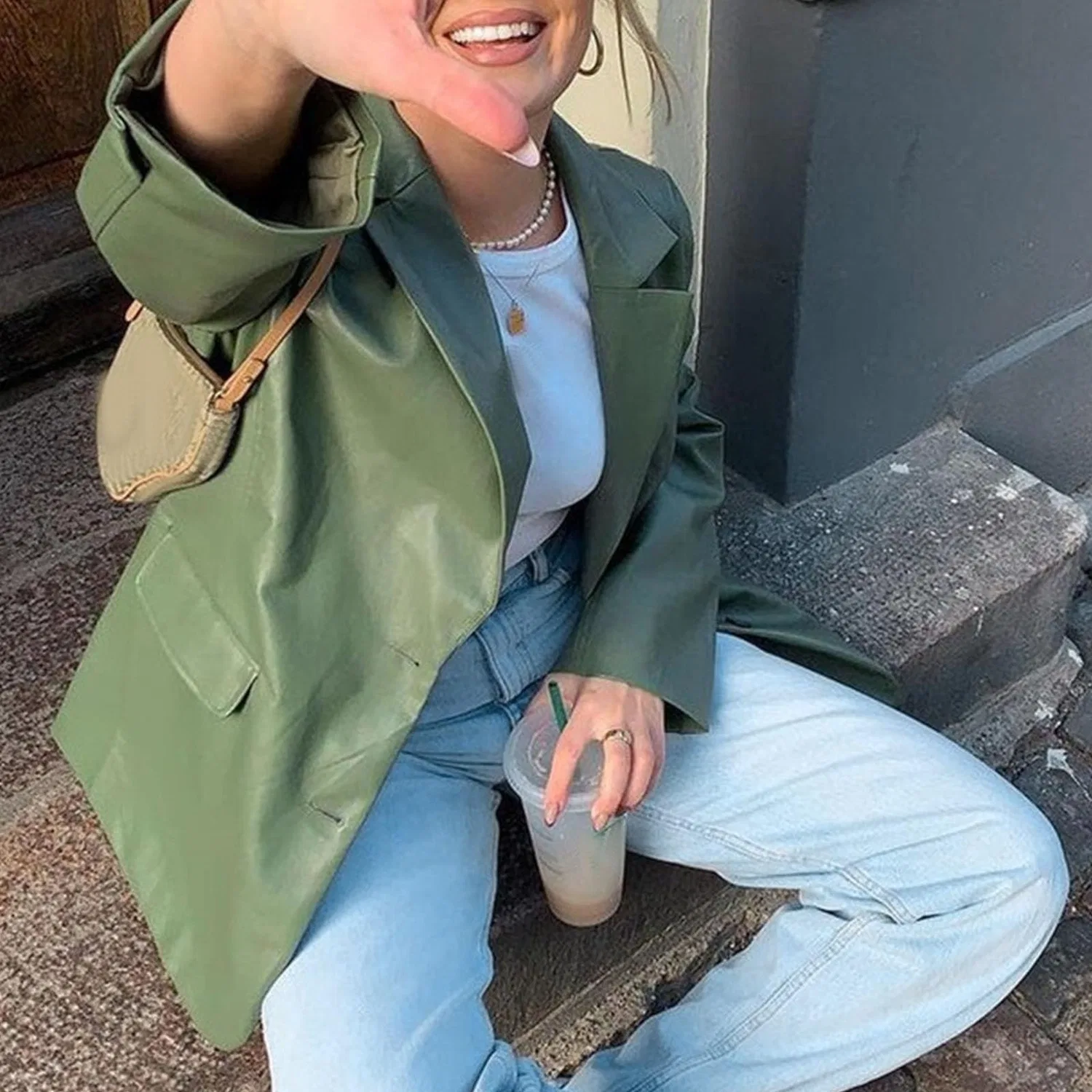 Женская куртка из искусственной кожи с принтом Motorcycle Trench Coat, green — фото 3