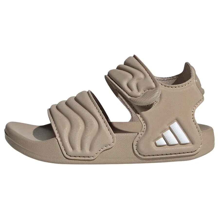Сандалии ADIDAS SPORTSWEAR 'ADILETTE' в коричневом цвете с пятнистым рисунком