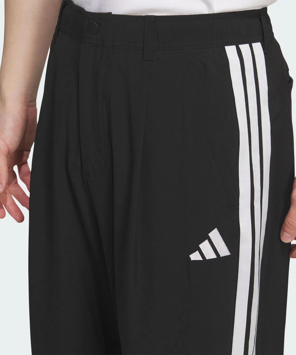 Мужские спортивные брюки с зауженным кроем Climacool Black/White Adidas — фото 4