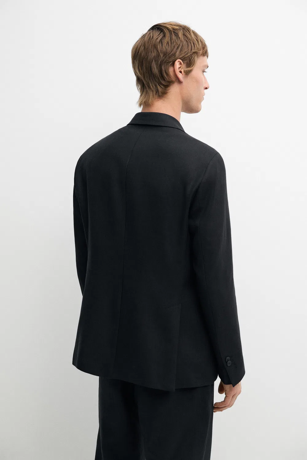 Блейзер костюма приталенного кроя из 100% льна Massimo Dutti, черный — фото 3