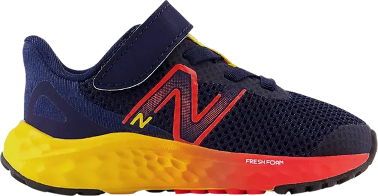 Кроссовки New Balance Fresh Foam Arishi v4 Bungee Lace Toddler Wide 'Navy Red Egg Yolk', синий — фото 2