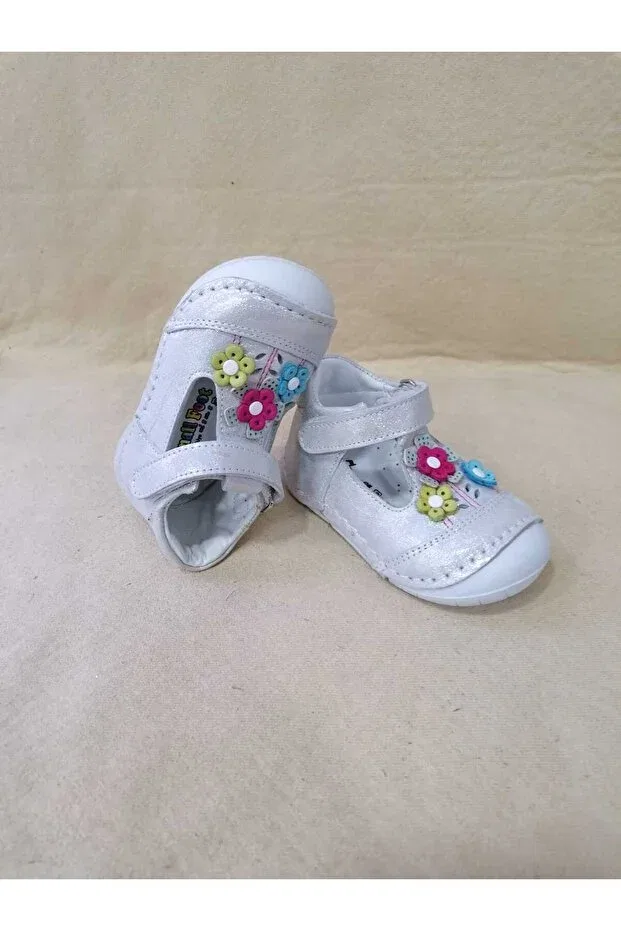 Детские туфли для девочек с цветочным принтом Orthopedic First Step Özgür Kids, Silver — фото 4