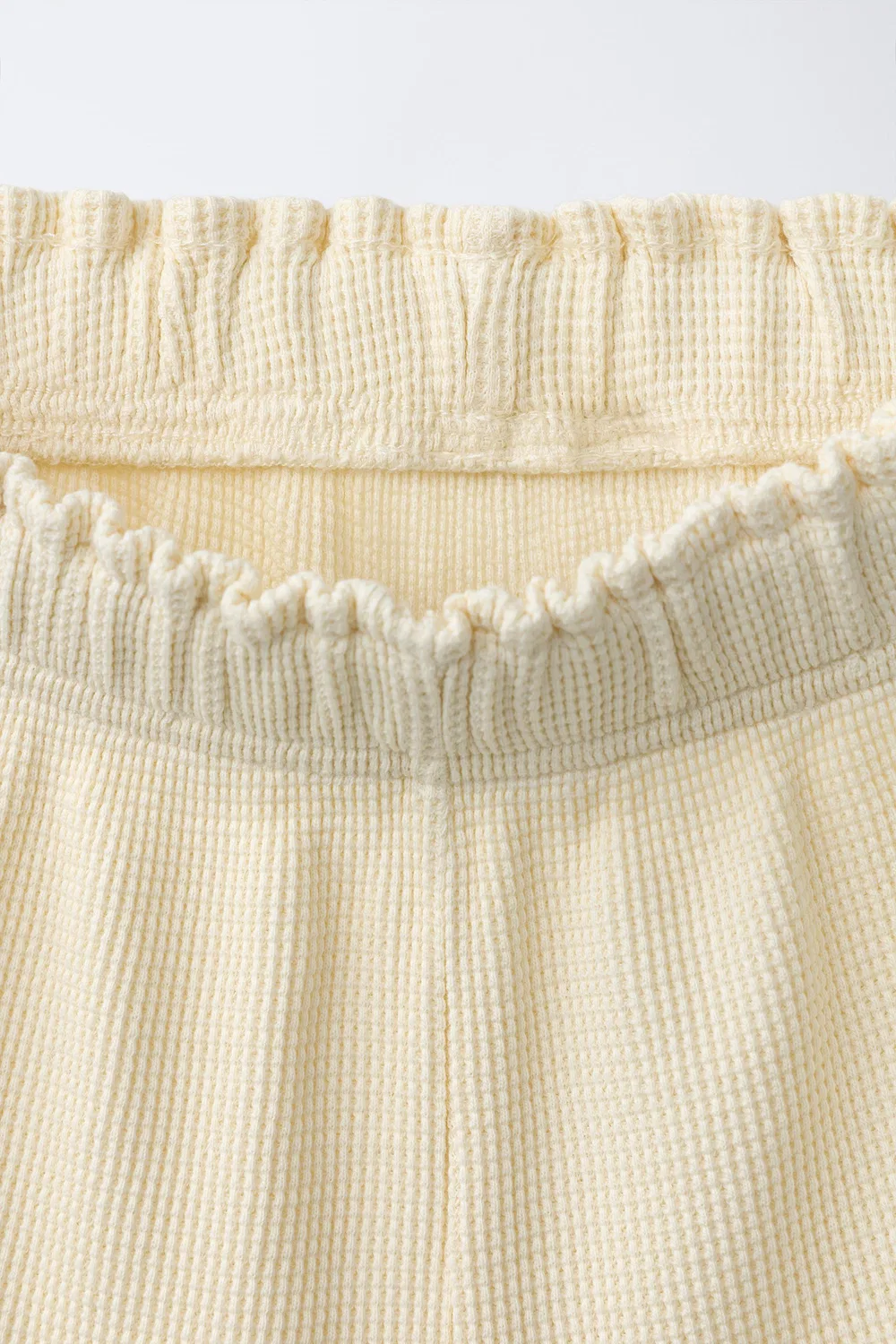 Бермудские шорты из вафельной вязки с надписью ZARA, Yellow — фото 3