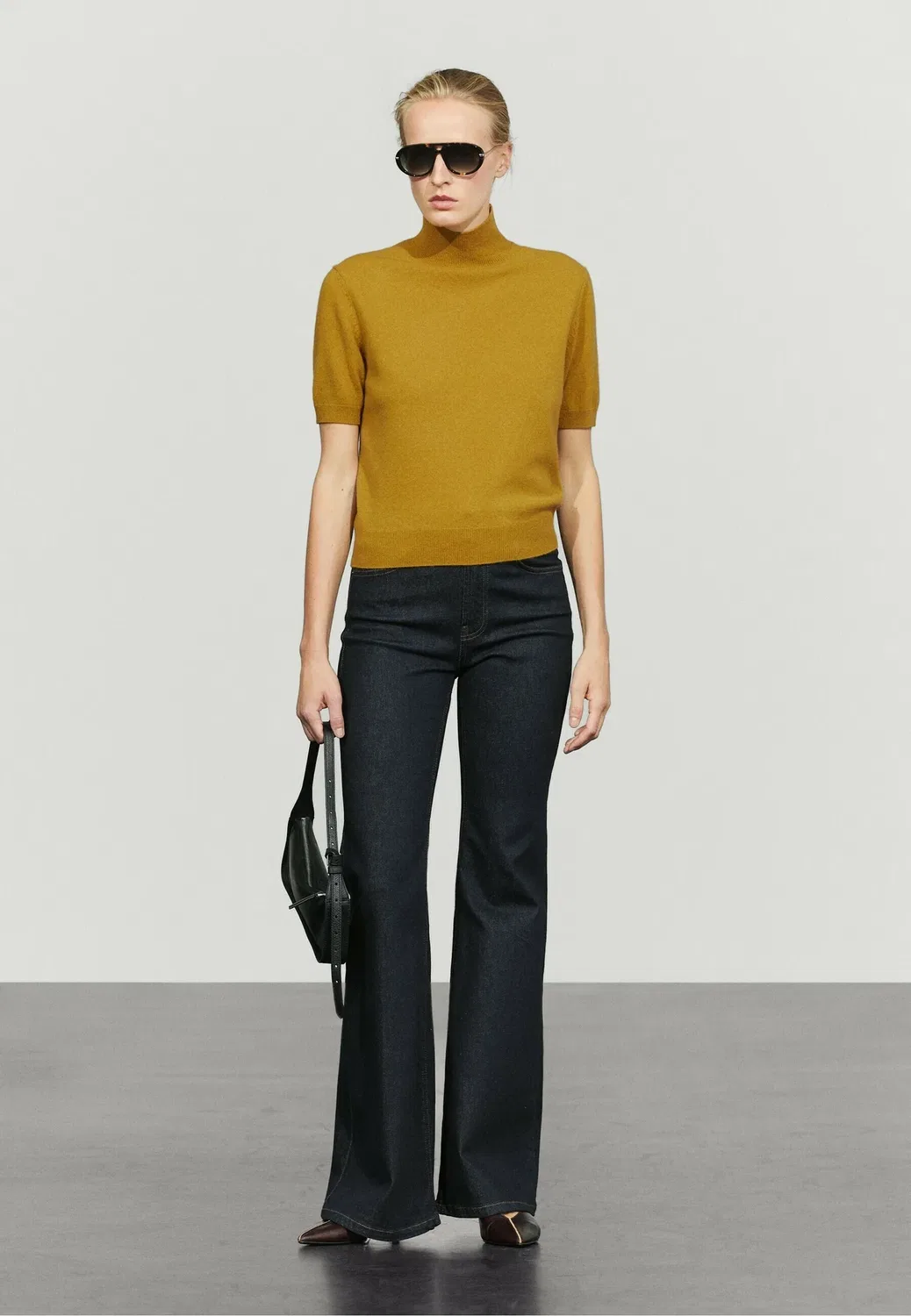 Простая футболка Massimo Dutti, Mustard Yellow — фото 2