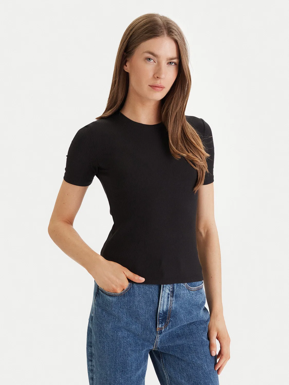 Женская футболка приталенного кроя Calvin Klein, черный