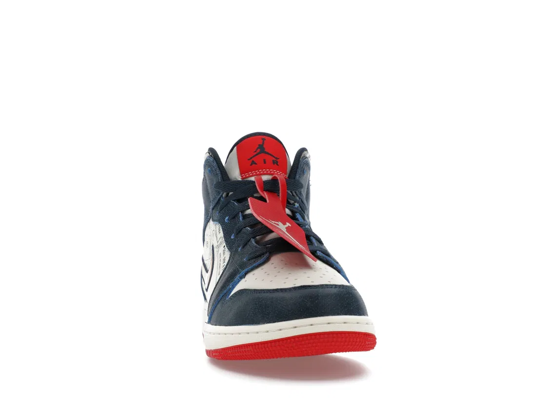 Детские кроссовки Lifestyle с принтом Jordan 1 Mid SE Jordan, Armory Navy/Metallic Gold/Pale Ivory/Sport Red/Black — фото 2