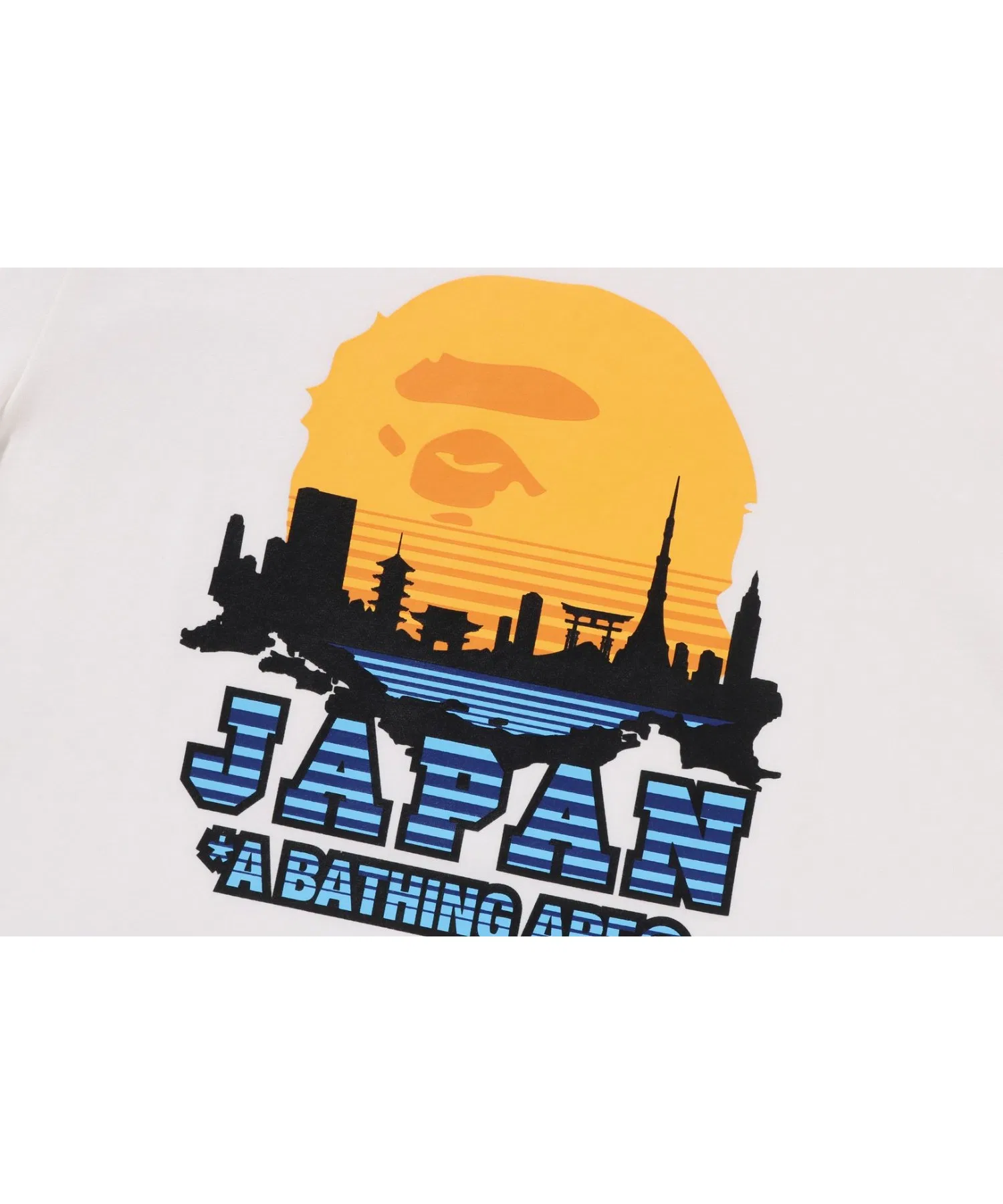 Детская футболка A BATHING APE с принтом силуэта Японии чёрная — фото 3